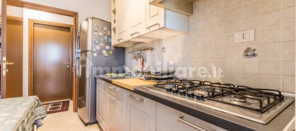 Apartamento de 2 dormitorios en Rome, Italy No. 16030 6