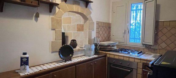 Вилла с 4 комнатами в Мандурия, Италия № 22429 6