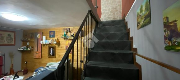 3 Schlafzimmer Wohnung in Naples, Italy, Nr. 318081 16