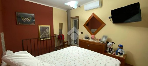 3 Schlafzimmer Wohnung in Naples, Italy, Nr. 318081 18