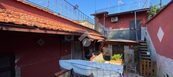 3 Schlafzimmer Wohnung in Naples, Italy, Nr. 318081 3