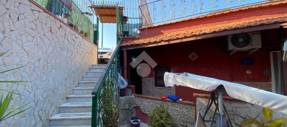 3 Schlafzimmer Wohnung in Naples, Italy, Nr. 318081 20