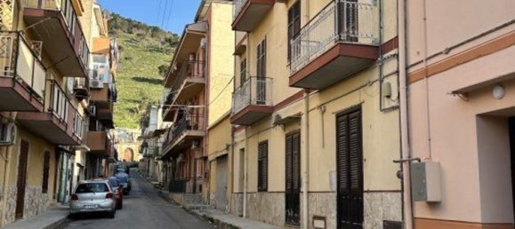 5 bedrooms Apartment in Palermo, Italy No. 378381 24