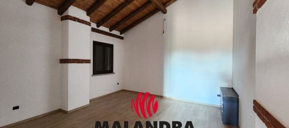 6 bedrooms House in Oleggio, Italy No. 358270 17