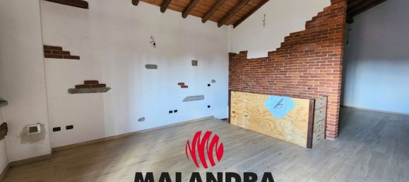 6 bedrooms House in Oleggio, Italy No. 358270 15