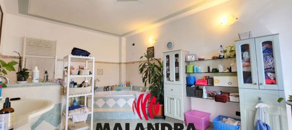 6 bedrooms House in Oleggio, Italy No. 358270 19