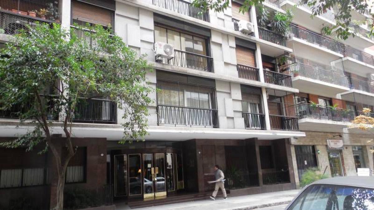 4 bedrooms Apartment in Buenos Aires, Argentina No. 88479
