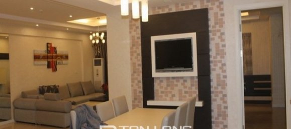 3 bedrooms Apartment in Tay Ho, Vietnam No. 1688 5