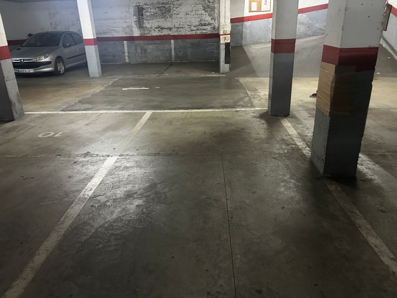 Garage in Salt, Spain 10m², Nr. 209384