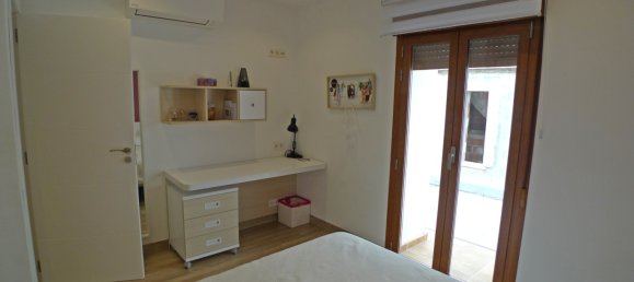 5 bedrooms Townhouse in Jalon, Spain No. 9832 27