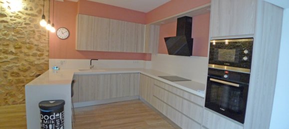 5 bedrooms Townhouse in Jalon, Spain No. 9832 20