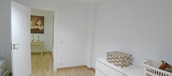 5 bedrooms Townhouse in Jalon, Spain No. 9832 12