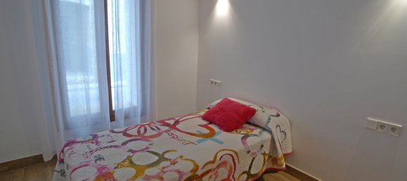 5 bedrooms Townhouse in Jalon, Spain No. 9832 16