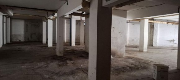 421m² Garage in Ancona, Italy No. 372031 4