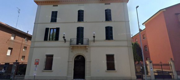 7-Zimmer Doppelhaus in Imola, Italy, Nr. 99930 2
