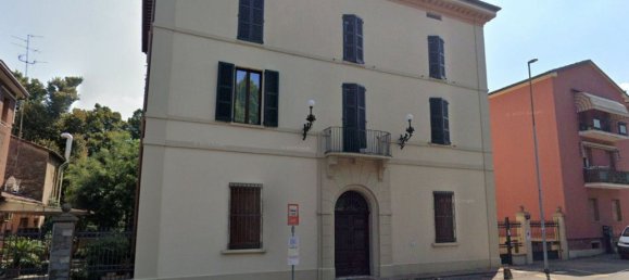 7-Zimmer Doppelhaus in Imola, Italy, Nr. 99930 3