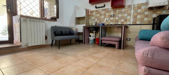 Квартира с 2 спальнями в Коллеферро, Италия № 348456 3