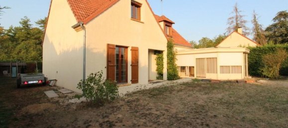 5 bedrooms Villa in Souppes-sur-Loing, France No. 148045 2