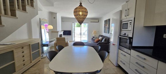 3 bedrooms Townhouse in Estepona, Spain No. 134281 6