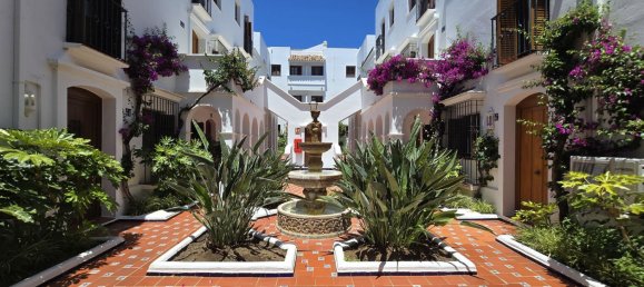 3 bedrooms Townhouse in Estepona, Spain No. 134281 7