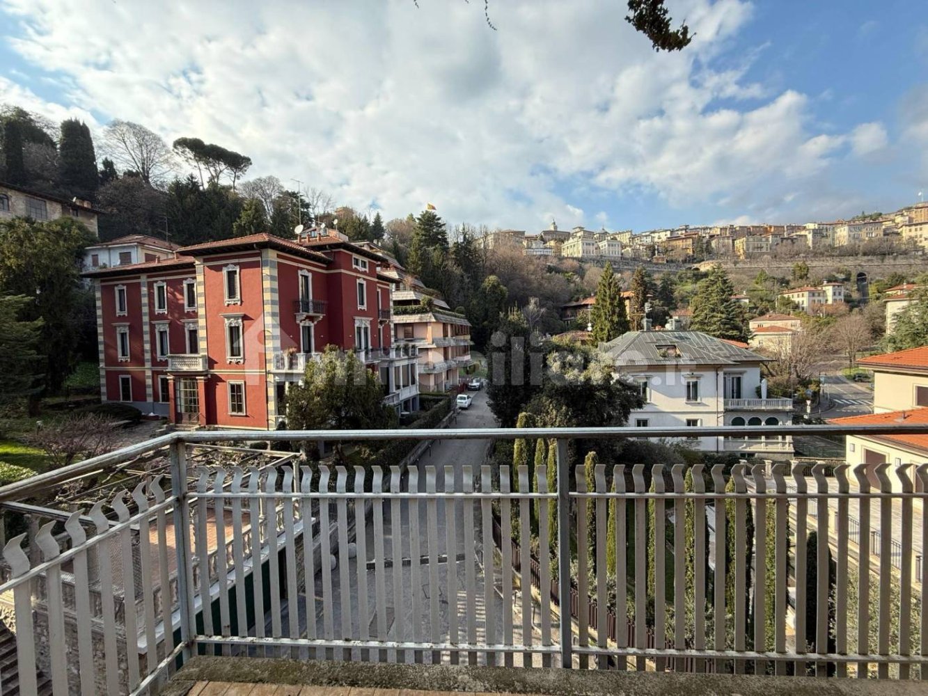 5 غرف نوم شقة في Bergamo, Italy رقم 59421