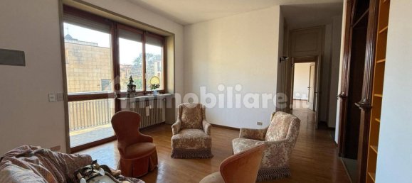 5 غرف نوم شقة في Bergamo, Italy رقم 59421 32