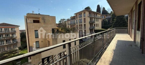 5 غرف نوم شقة في Bergamo, Italy رقم 59421 31