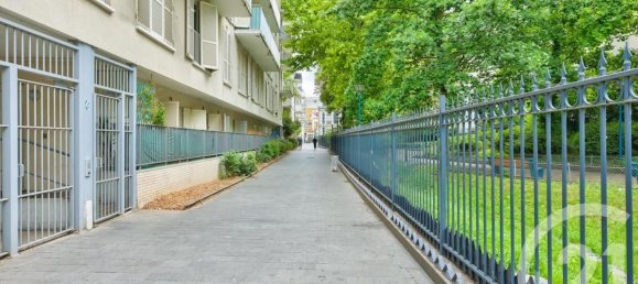 Квартира с 1 спальней в Пантен, Франция № 291979 9