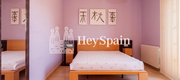 4 bedrooms House in Coma-Ruga, Spain No. 559 5