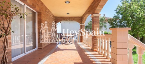 4 bedrooms House in Coma-Ruga, Spain No. 559 24