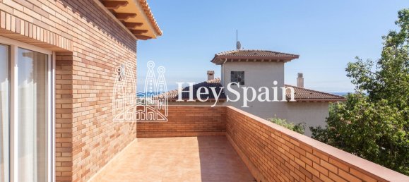 4 bedrooms House in Coma-Ruga, Spain No. 559 17