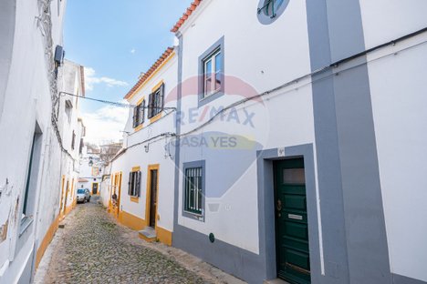 3 bedrooms House in Evora, Portugal No. 157423