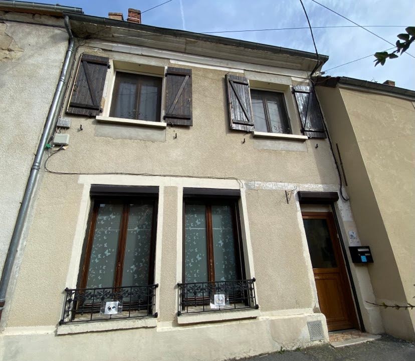 3 bedrooms House in La Ferte-Milon, France No. 90378
