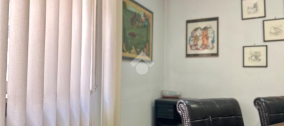 4 rooms Apartment in Bari, Italy No. 235690 8