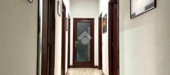 4 rooms Apartment in Bari, Italy No. 235690 9