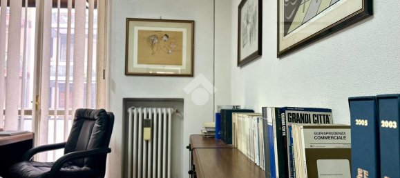 4 rooms Apartment in Bari, Italy No. 235690 16