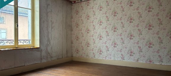 4 bedrooms Townhouse in Charmes, France No. 42188 9