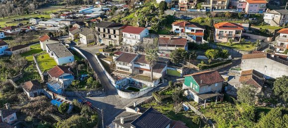 3 bedrooms House in Povoa de Lanhoso, Portugal No. 157749 5