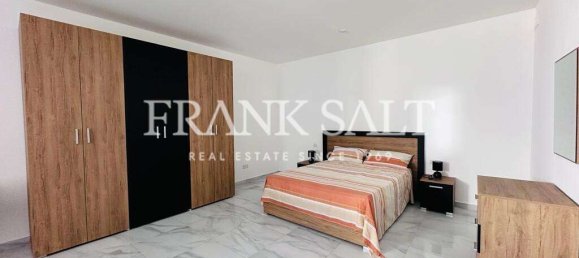 3 bedrooms Maisonette in Pembroke, Malta No. 4973 5