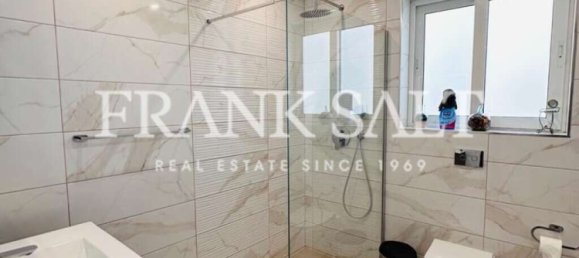 3 bedrooms Maisonette in Pembroke, Malta No. 4973 10