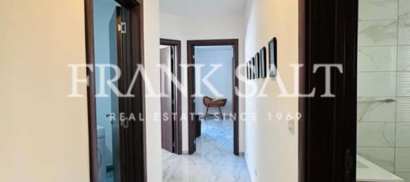 3 bedrooms Maisonette in Pembroke, Malta No. 4973 4