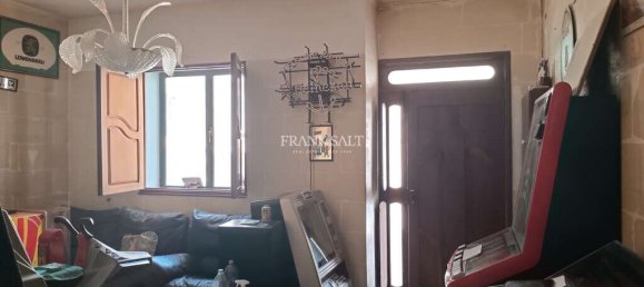 3 bedrooms Maisonette in Fgura, Malta No. 1996 2