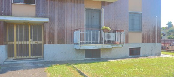 Apartamento de 3 habitaciónes en Garbagnate Milanese, Italy No. 290619 25