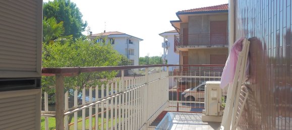 Apartamento de 3 habitaciónes en Garbagnate Milanese, Italy No. 290619 13
