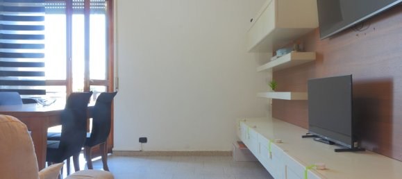 Apartamento de 3 habitaciónes en Garbagnate Milanese, Italy No. 290619 2
