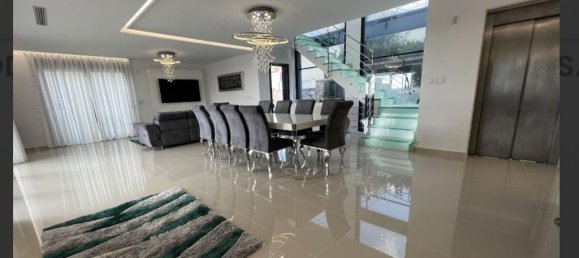 5 bedrooms Villa in San Miguel de Salinas, Spain No. 9872 2