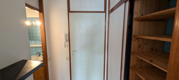 Studio in Cologne, Germany, Nr. 236982 5