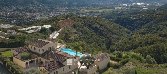 Вилла с 5 спальнями в Мандельё-ла-Напуль, Франция № 291855 2