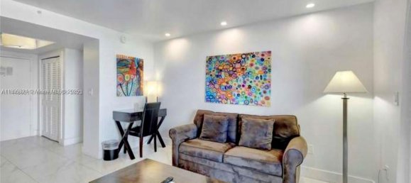 1 dormitorio propiedad comercial en venta en Miami, Miami-Dade, Florida, USA № 614607 5
