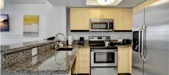 1 dormitorio propiedad comercial en venta en Miami, Miami-Dade, Florida, USA № 614607 9